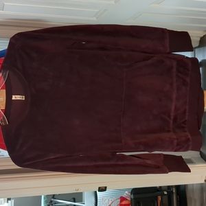 Fabletics velour long sleeve shirt